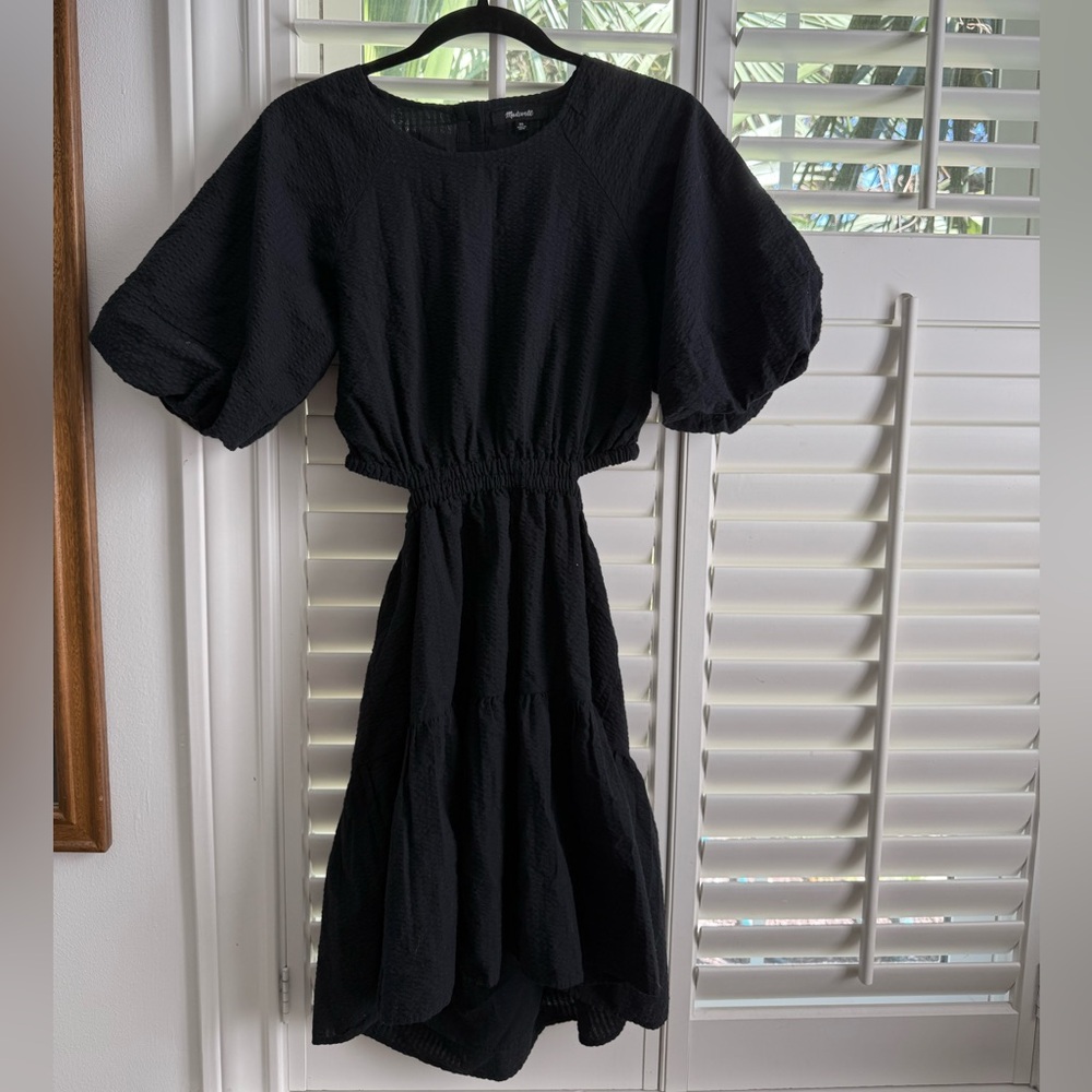 Madewell Seersucker Puff-Sleeve Cutout Mini Dress with Puff Sleeve